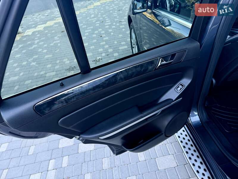 Позашляховик / Кросовер Mercedes-Benz M-Class 2011 в Одесі фото 52 Позашляховик / Кросовер Mercedes-Benz M-Class 2011 в Одесі