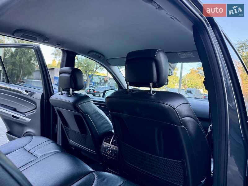 Позашляховик / Кросовер Mercedes-Benz M-Class 2011 в Одесі фото 65 Позашляховик / Кросовер Mercedes-Benz M-Class 2011 в Одесі