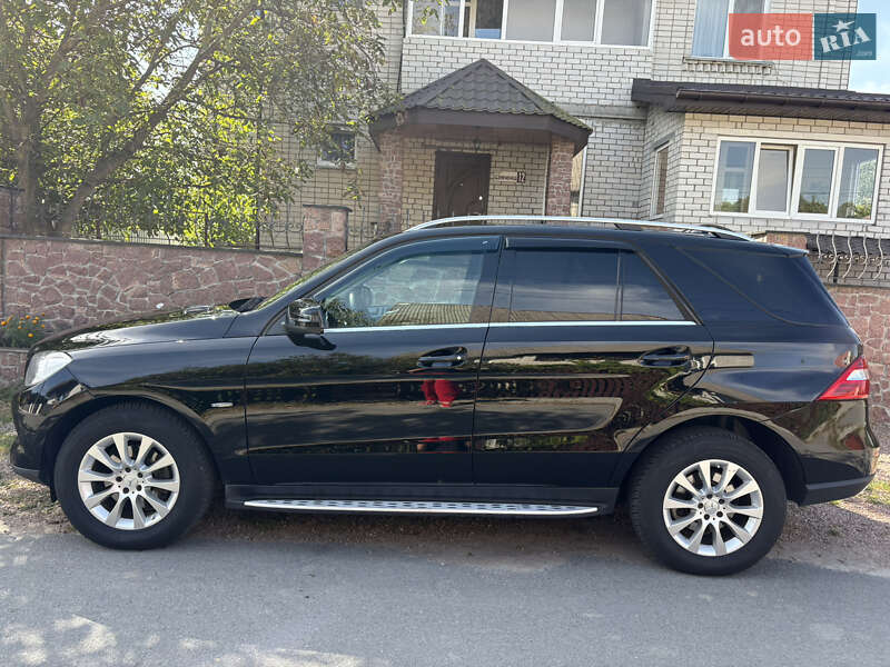 Внедорожник / Кроссовер Mercedes-Benz M-Class 2012 в Житомире фото 9 Внедорожник / Кроссовер Mercedes-Benz M-Class 2012 в Житомире