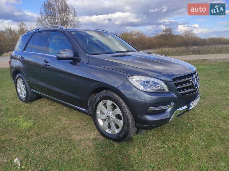 Позашляховик / Кросовер Mercedes-Benz M-Class 2013 в Калуші