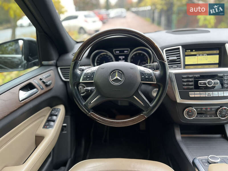 Внедорожник / Кроссовер Mercedes-Benz M-Class 2012 в Киеве фото 16 Внедорожник / Кроссовер Mercedes-Benz M-Class 2012 в Киеве