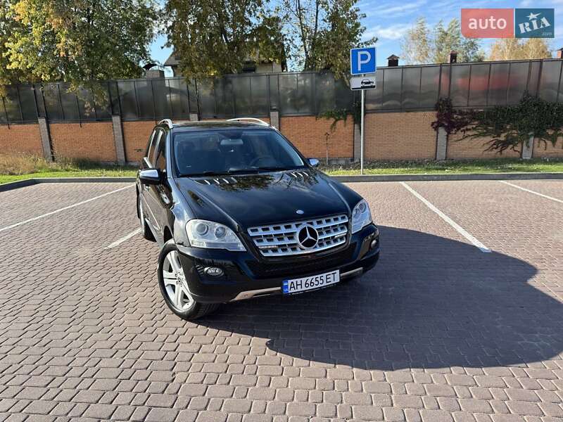 Позашляховик / Кросовер Mercedes-Benz M-Class 2009 в Дніпрі фото 4 Позашляховик / Кросовер Mercedes-Benz M-Class 2009 в Дніпрі