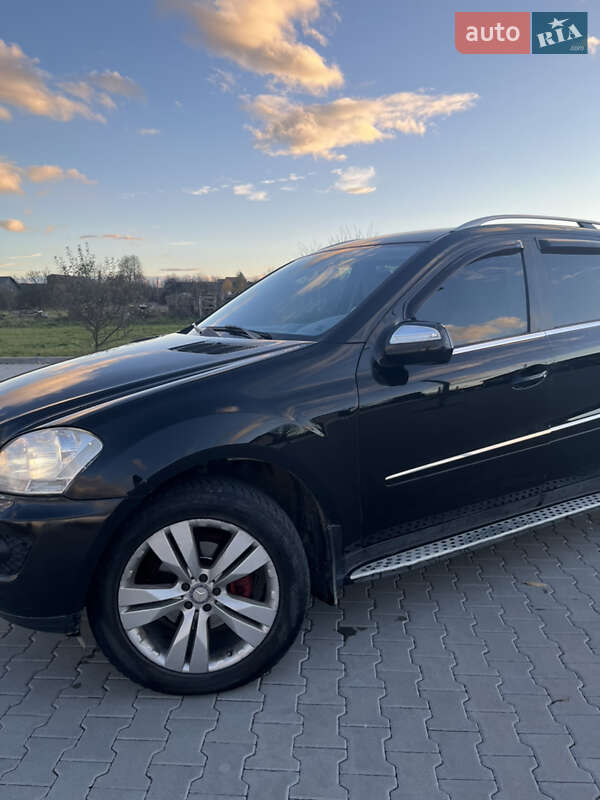 Внедорожник / Кроссовер Mercedes-Benz M-Class 2010 в Богородчанах