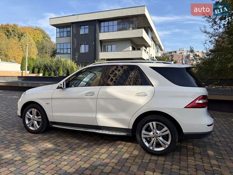 Позашляховик / Кросовер Mercedes-Benz M-Class 2013 в Рівному фото 7 Позашляховик / Кросовер Mercedes-Benz M-Class 2013 в Рівному