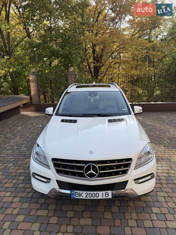 Позашляховик / Кросовер Mercedes-Benz M-Class 2013 в Рівному фото 15 Позашляховик / Кросовер Mercedes-Benz M-Class 2013 в Рівному