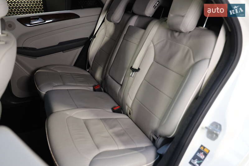 Позашляховик / Кросовер Mercedes-Benz M-Class 2013 в Луцьку фото 26 Позашляховик / Кросовер Mercedes-Benz M-Class 2013 в Луцьку