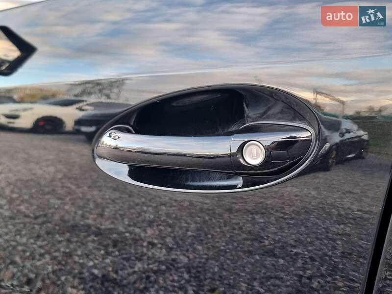 Внедорожник / Кроссовер Mercedes-Benz M-Class 2010 в Киеве