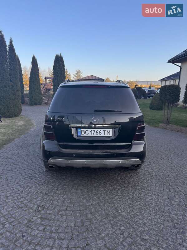 Позашляховик / Кросовер Mercedes-Benz M-Class 2005 в Жовкві