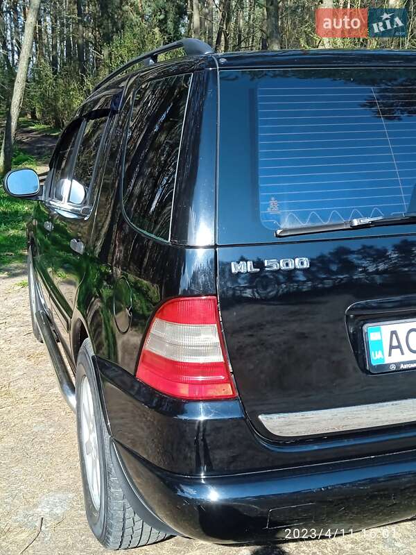 Позашляховик / Кросовер Mercedes-Benz M-Class 2001 в Володимирі фото 4 Позашляховик / Кросовер Mercedes-Benz M-Class 2001 в Володимирі