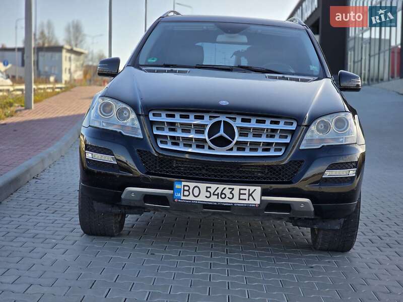 Позашляховик / Кросовер Mercedes-Benz M-Class 2010 в Тернополі