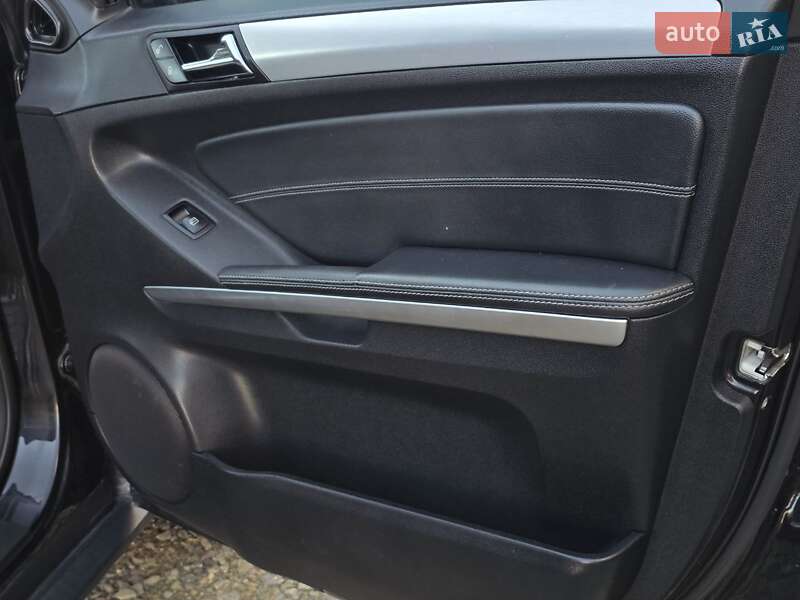 Позашляховик / Кросовер Mercedes-Benz M-Class 2010 в Тернополі