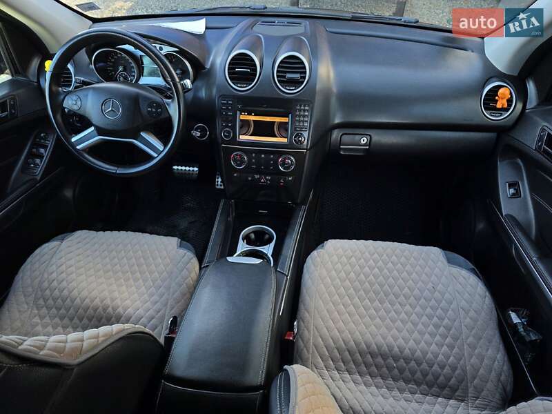 Позашляховик / Кросовер Mercedes-Benz M-Class 2010 в Тернополі