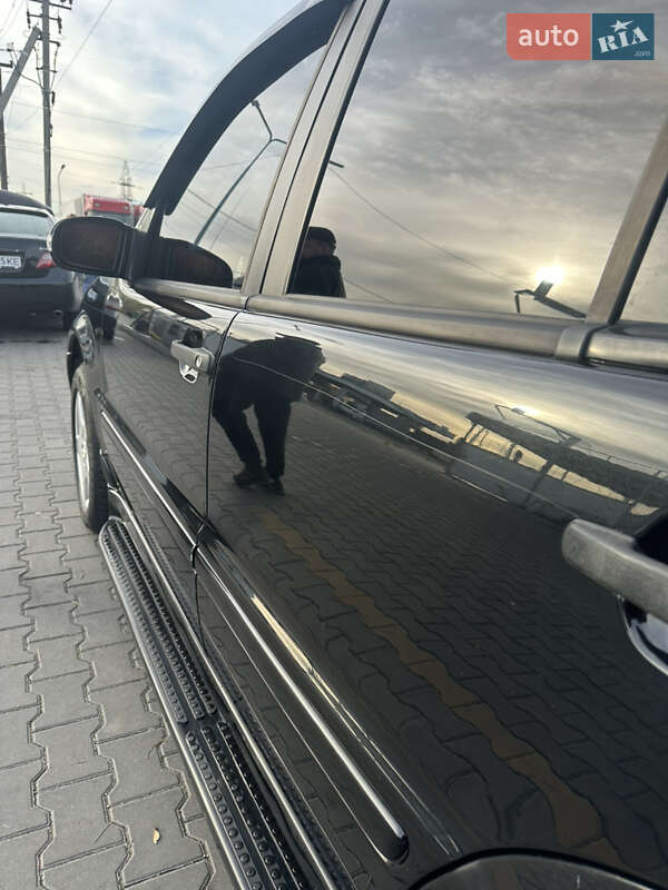 Внедорожник / Кроссовер Mercedes-Benz M-Class 2003 в Буче