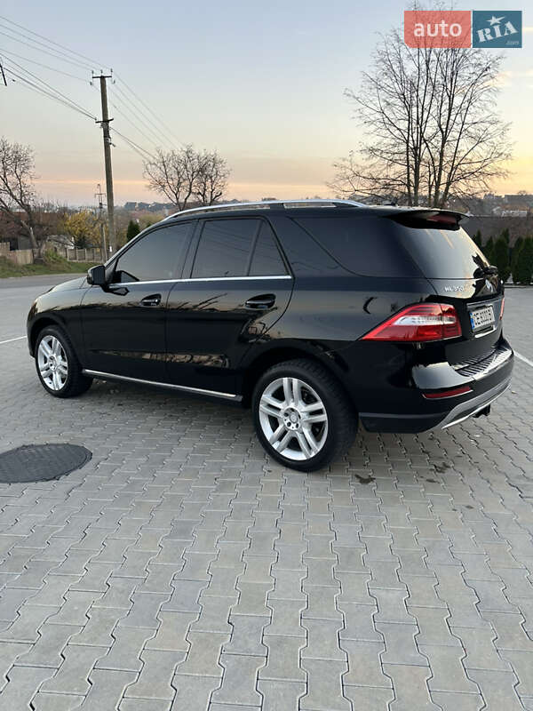 Внедорожник / Кроссовер Mercedes-Benz M-Class 2013 в Черновцах