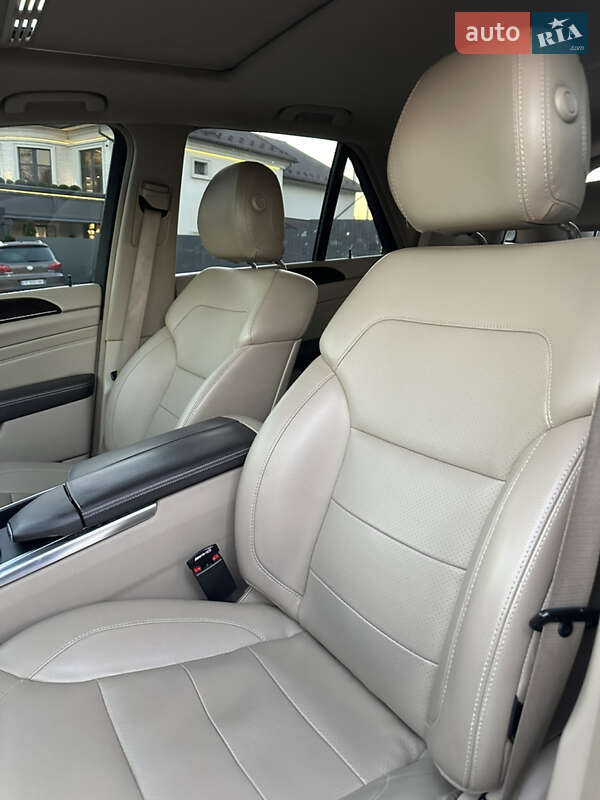 Внедорожник / Кроссовер Mercedes-Benz M-Class 2013 в Черновцах