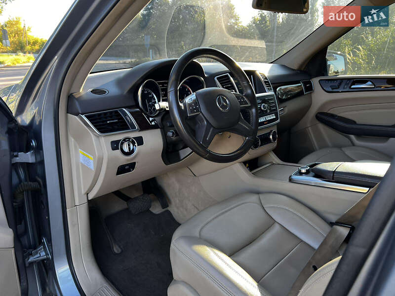 Внедорожник / Кроссовер Mercedes-Benz M-Class 2012 в Дубно фото 29 Внедорожник / Кроссовер Mercedes-Benz M-Class 2012 в Дубно