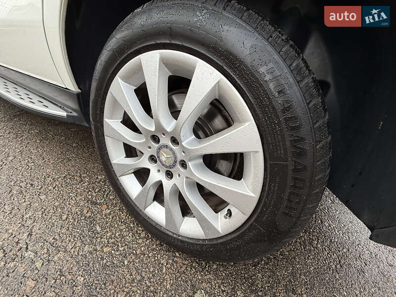 Внедорожник / Кроссовер Mercedes-Benz M-Class 2013 в Киеве