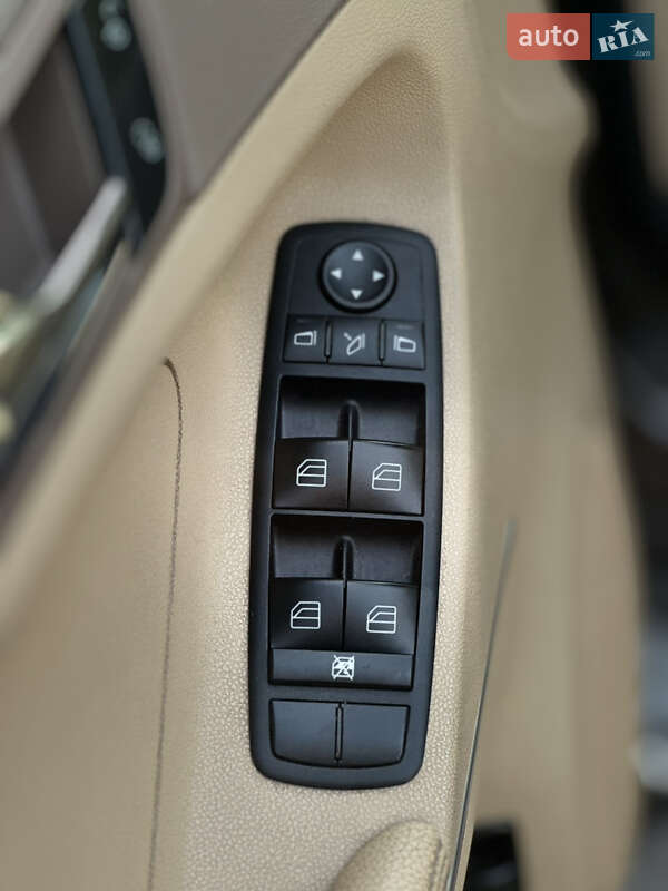 Внедорожник / Кроссовер Mercedes-Benz M-Class 2006 в Белой Церкви