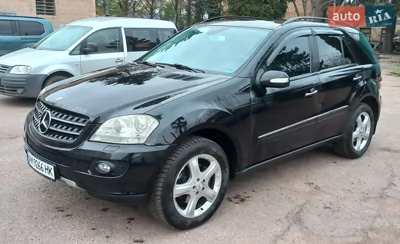 Mercedes-Benz M-Class