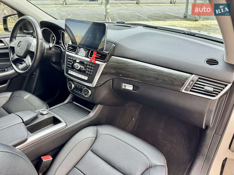 Позашляховик / Кросовер Mercedes-Benz M-Class 2013 в Львові фото 92 Позашляховик / Кросовер Mercedes-Benz M-Class 2013 в Львові