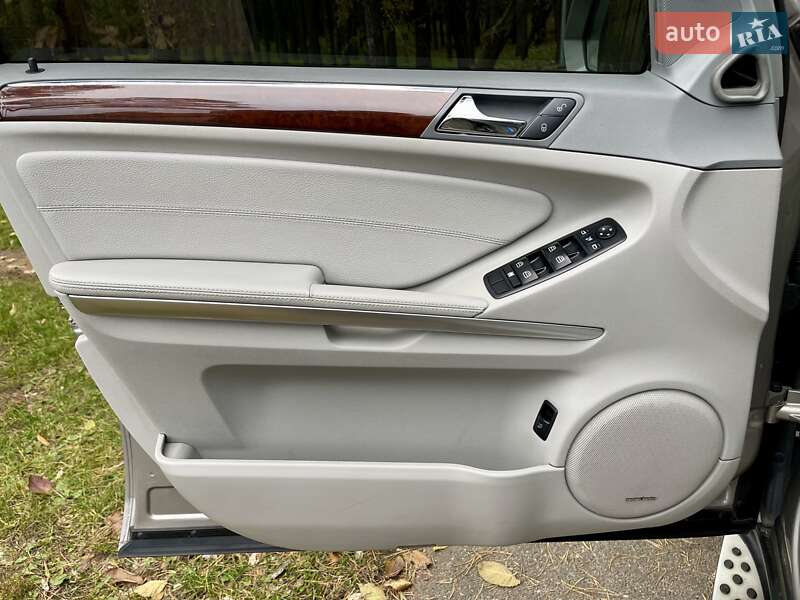 Позашляховик / Кросовер Mercedes-Benz M-Class 2008 в Києві