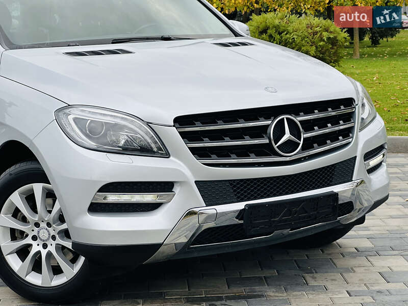 Позашляховик / Кросовер Mercedes-Benz M-Class 2013 в Дніпрі