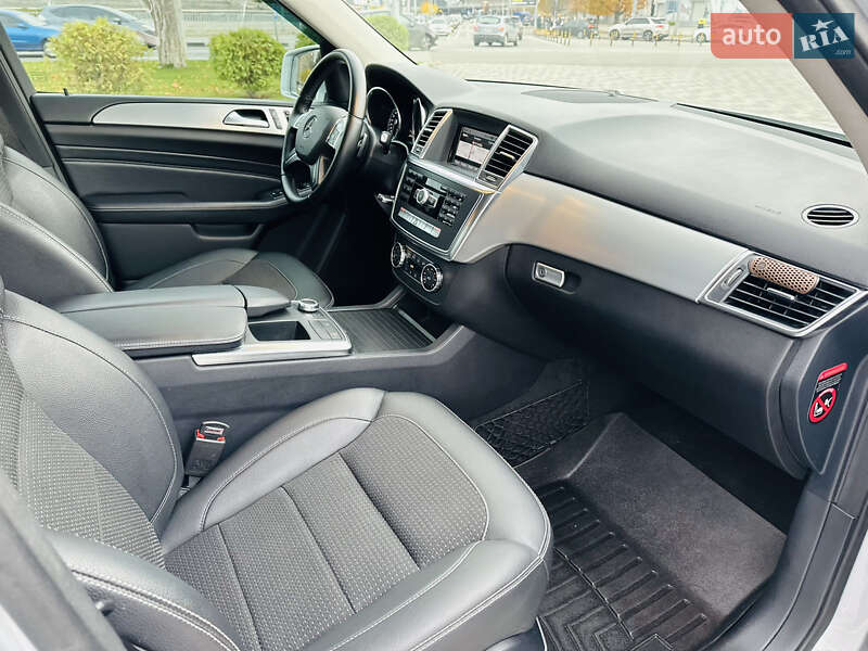 Позашляховик / Кросовер Mercedes-Benz M-Class 2013 в Дніпрі