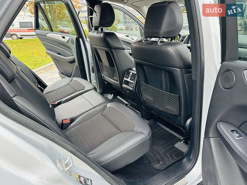 Позашляховик / Кросовер Mercedes-Benz M-Class 2013 в Дніпрі