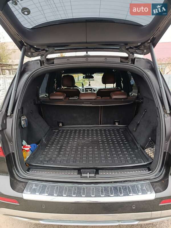 Внедорожник / Кроссовер Mercedes-Benz M-Class 2013 в Киеве фото 3 Внедорожник / Кроссовер Mercedes-Benz M-Class 2013 в Киеве