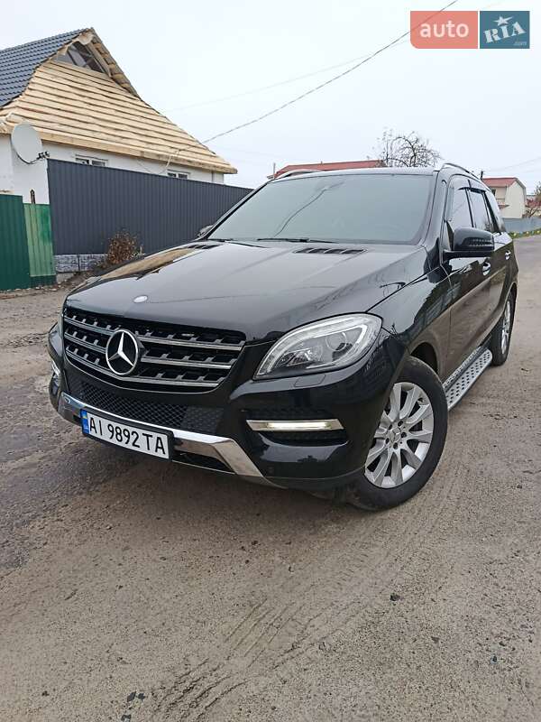 Внедорожник / Кроссовер Mercedes-Benz M-Class 2013 в Киеве фото 31 Внедорожник / Кроссовер Mercedes-Benz M-Class 2013 в Киеве