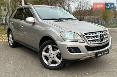 Позашляховик / Кросовер Mercedes-Benz M-Class 2010 в Миколаєві