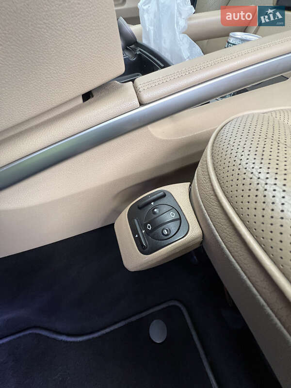 Позашляховик / Кросовер Mercedes-Benz M-Class 2009 в Вараші