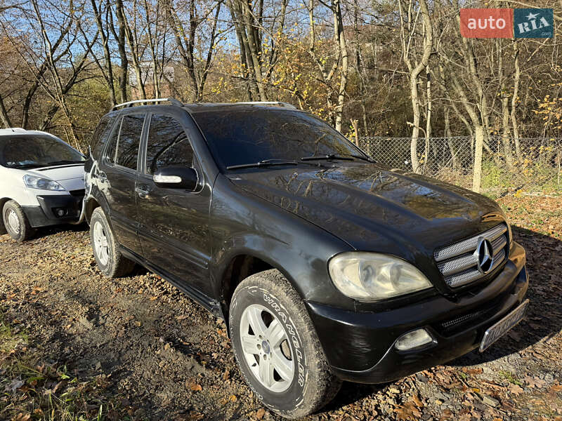 Позашляховик / Кросовер Mercedes-Benz M-Class 2004 в Ужгороді фото 4 Позашляховик / Кросовер Mercedes-Benz M-Class 2004 в Ужгороді