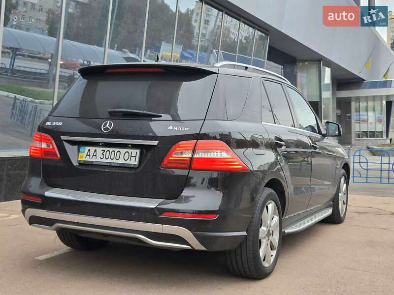 Внедорожник / Кроссовер Mercedes-Benz M-Class 2013 в Киеве фото 7 Внедорожник / Кроссовер Mercedes-Benz M-Class 2013 в Киеве