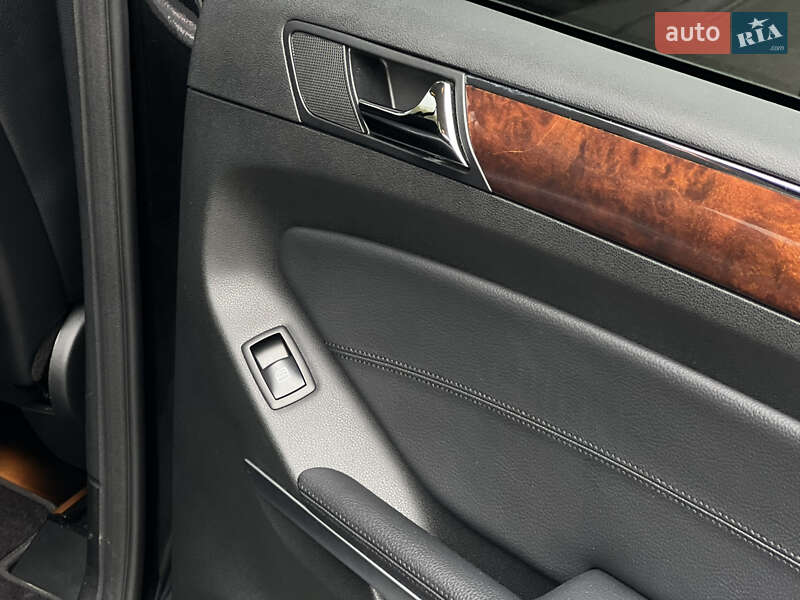 Внедорожник / Кроссовер Mercedes-Benz M-Class 2008 в Киеве