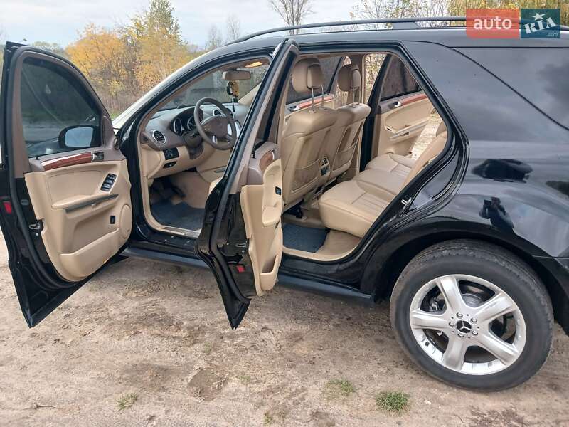 Внедорожник / Кроссовер Mercedes-Benz M-Class 2008 в Киеве