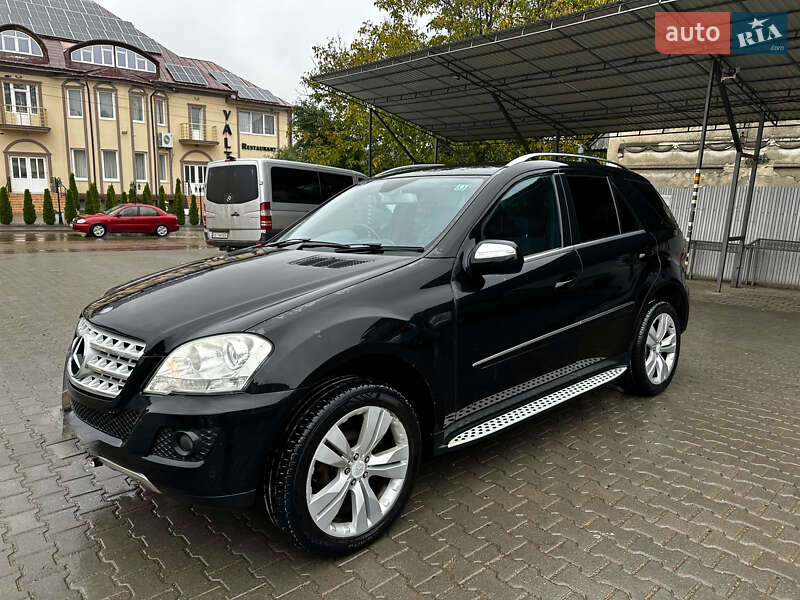 Внедорожник / Кроссовер Mercedes-Benz M-Class 2009 в Герце