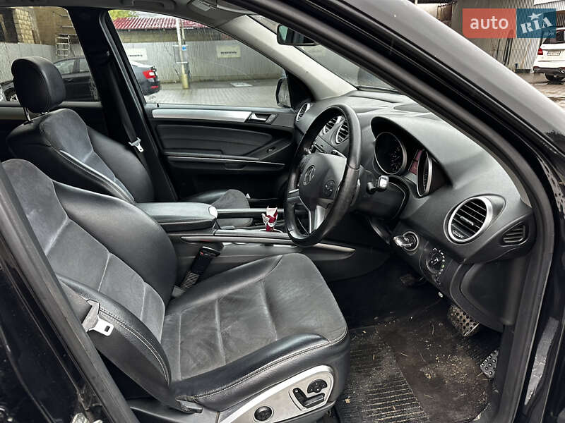 Внедорожник / Кроссовер Mercedes-Benz M-Class 2009 в Герце