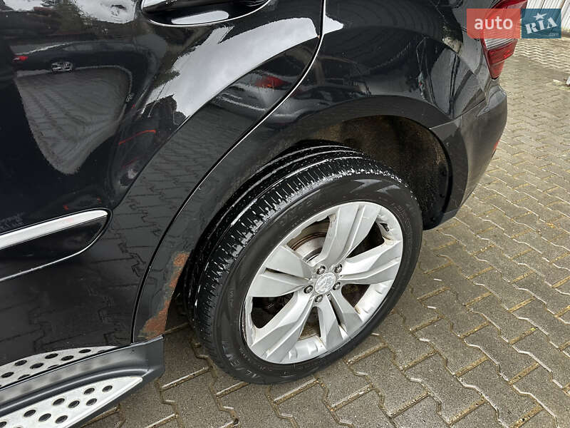 Внедорожник / Кроссовер Mercedes-Benz M-Class 2009 в Герце