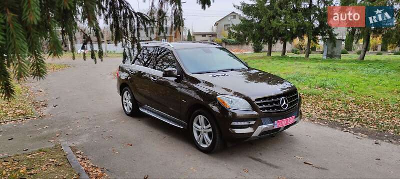 Позашляховик / Кросовер Mercedes-Benz M-Class 2012 в Дубні фото 6 Позашляховик / Кросовер Mercedes-Benz M-Class 2012 в Дубні