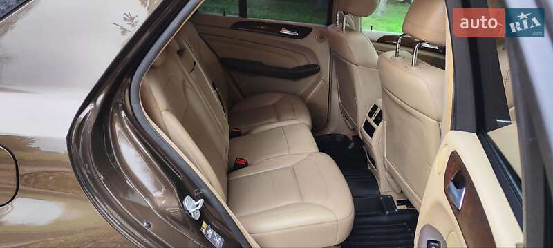 Позашляховик / Кросовер Mercedes-Benz M-Class 2012 в Дубні фото 54 Позашляховик / Кросовер Mercedes-Benz M-Class 2012 в Дубні