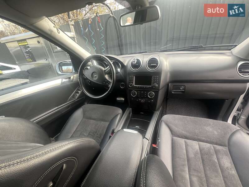 Внедорожник / Кроссовер Mercedes-Benz M-Class 2007 в Ужгороде фото 13 Внедорожник / Кроссовер Mercedes-Benz M-Class 2007 в Ужгороде
