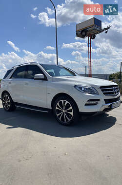Внедорожник / Кроссовер Mercedes-Benz M-Class 2012 в Мукачево