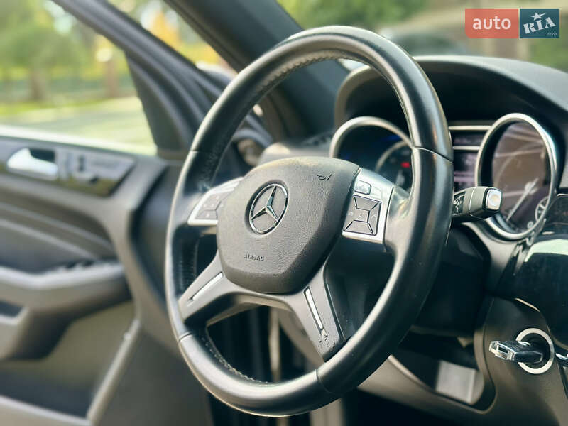 Позашляховик / Кросовер Mercedes-Benz M-Class 2012 в Києві фото 32 Позашляховик / Кросовер Mercedes-Benz M-Class 2012 в Києві