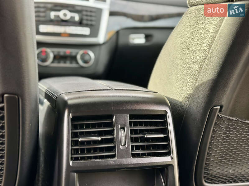 Позашляховик / Кросовер Mercedes-Benz M-Class 2012 в Києві фото 46 Позашляховик / Кросовер Mercedes-Benz M-Class 2012 в Києві