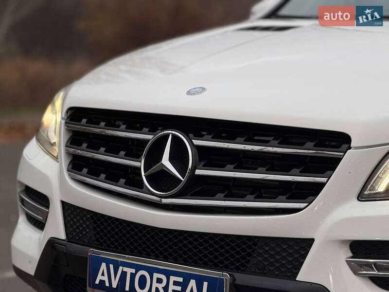 Позашляховик / Кросовер Mercedes-Benz M-Class 2013 в Кривому Розі
