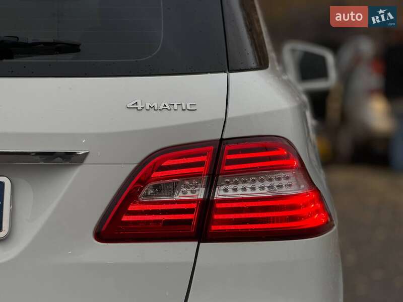 Позашляховик / Кросовер Mercedes-Benz M-Class 2013 в Кривому Розі