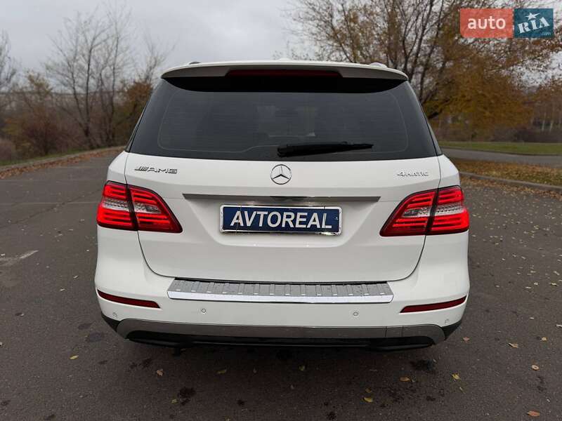 Позашляховик / Кросовер Mercedes-Benz M-Class 2013 в Кривому Розі