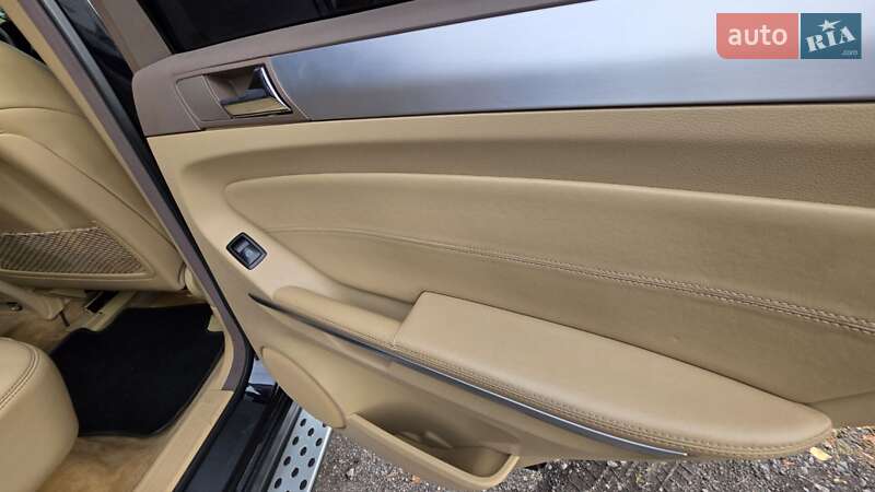 Позашляховик / Кросовер Mercedes-Benz M-Class 2006 в Рівному