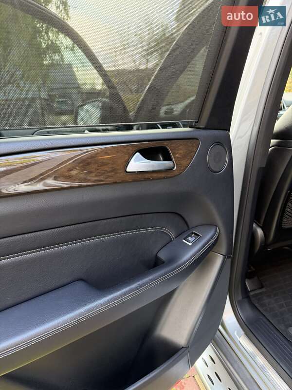 Позашляховик / Кросовер Mercedes-Benz M-Class 2015 в Луцьку фото 17 Позашляховик / Кросовер Mercedes-Benz M-Class 2015 в Луцьку